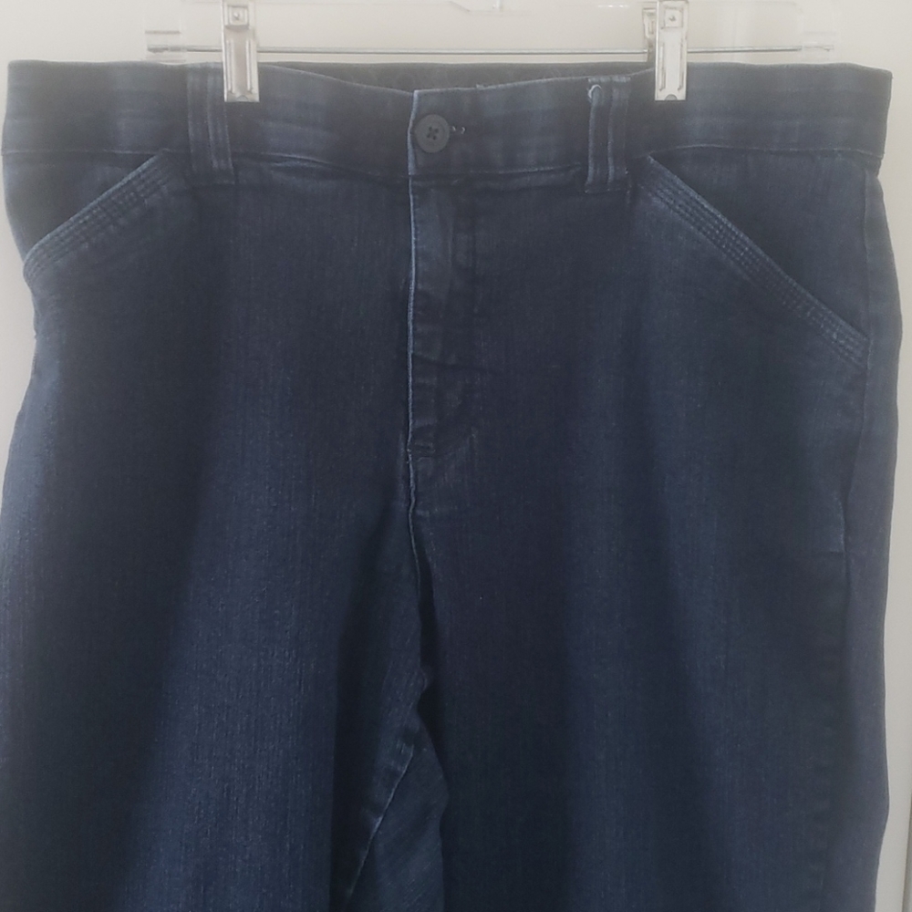 Jeans - Picture 3 of 5